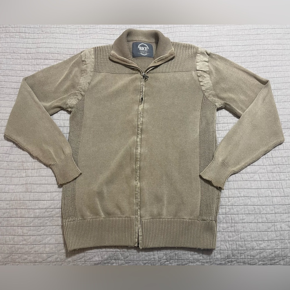 BKE Buckle Men's Athletic Fit Full Zip Sweater Size Medium